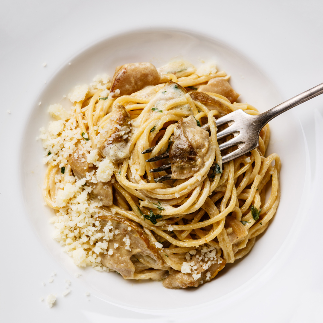 Bowl showing honey mustard chicken pasta